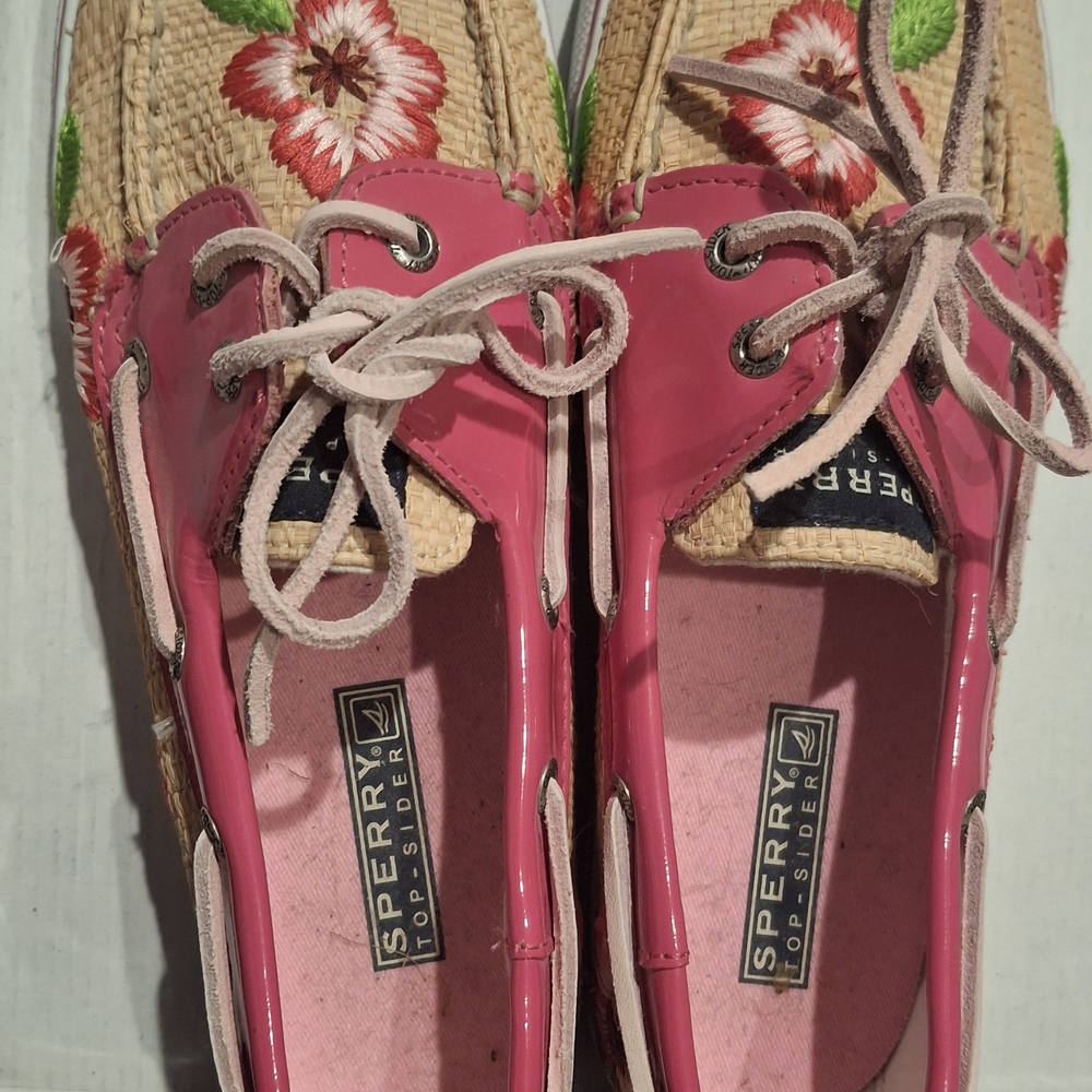 Sperry Women's Pink and Tan Floral Topsider Loafers Size 8M